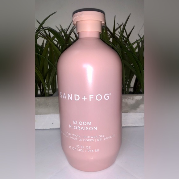 Sand + Fog Bloom Body Wash - Picture 5 of 5